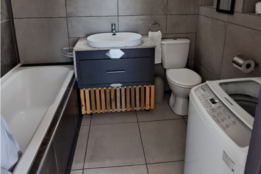 To Let 2 Bedroom Property for Rent in Dana Bay Western Cape